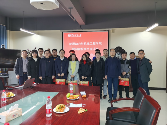 a991ee7e7d8a41cf9471c6a2ee3a44bb.png ??.png